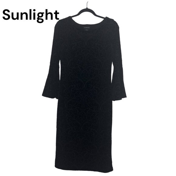 Liz Claiborne Women Black Floral Print Velvet Bell Sleeve Sheat Dress SZ 6 - Picture 1 of 13